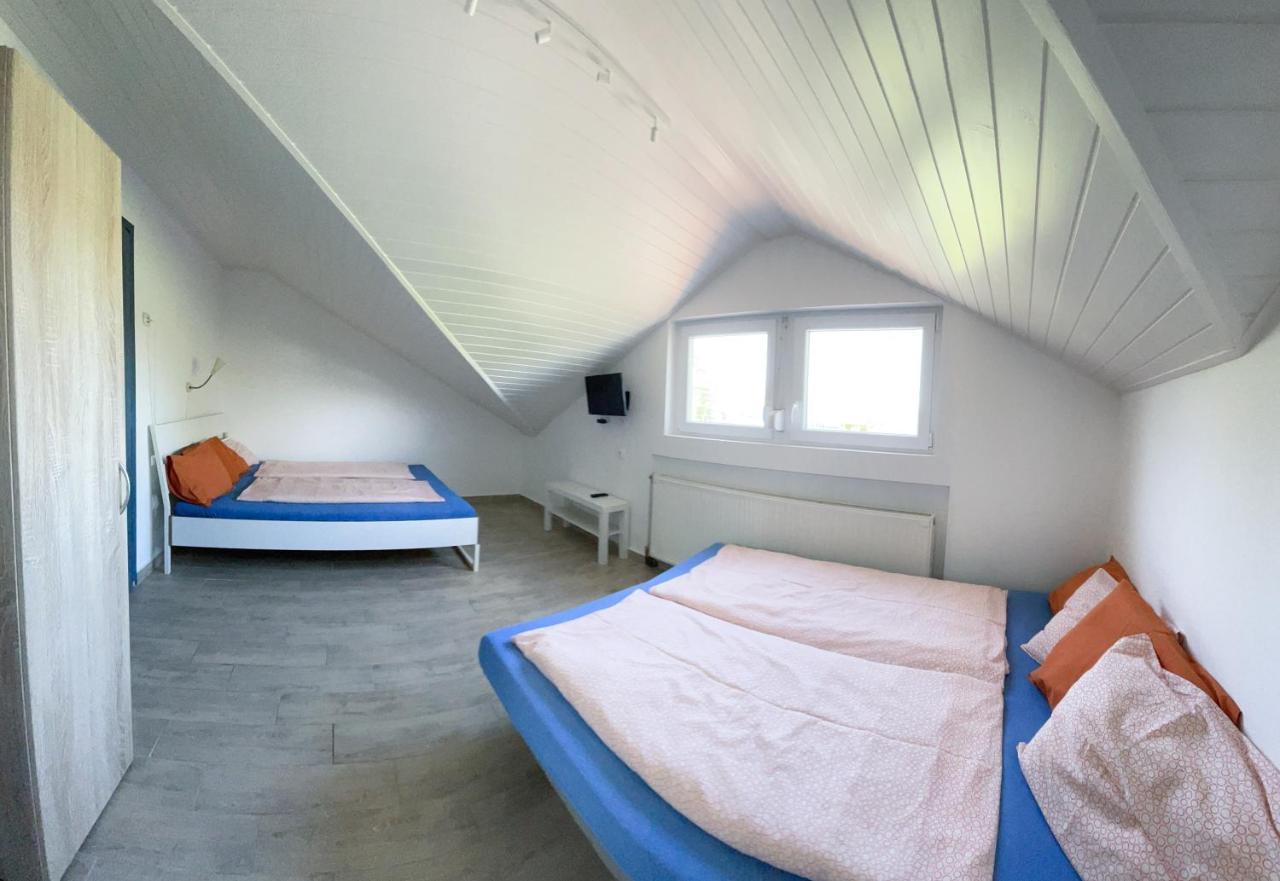 Pelso Apartman Замарді Екстер'єр фото