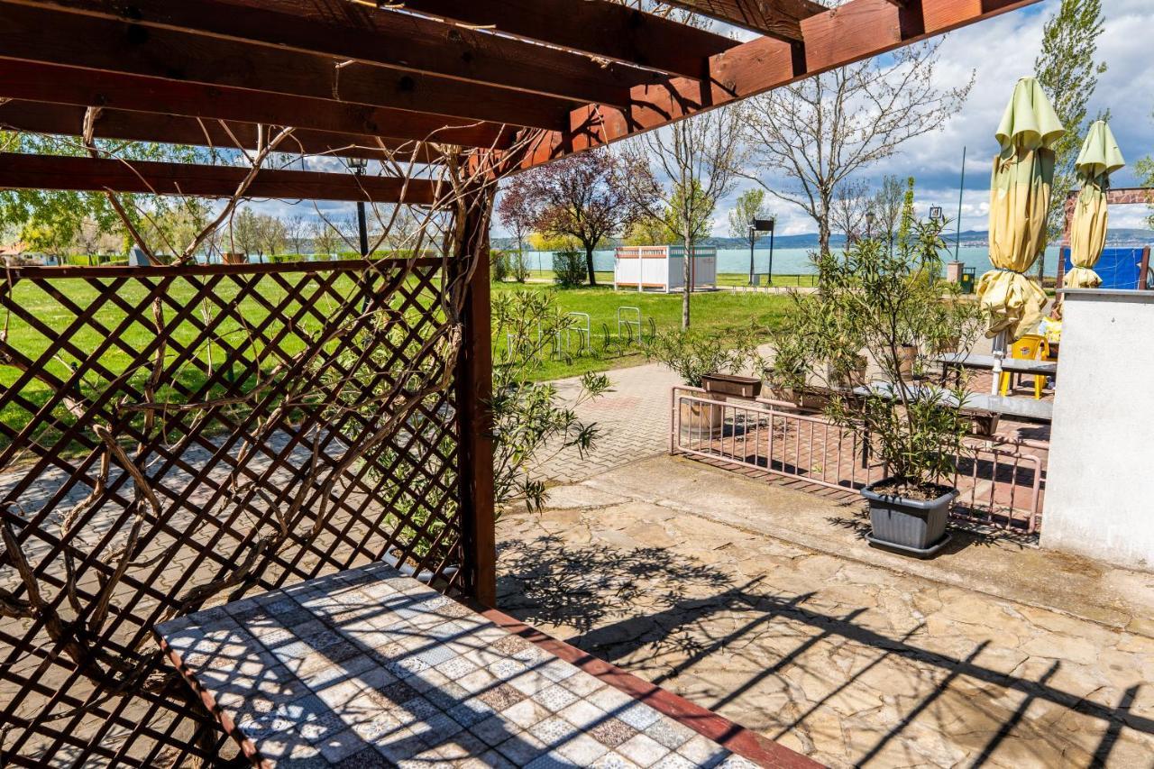 Pelso Apartman Замарді Екстер'єр фото
